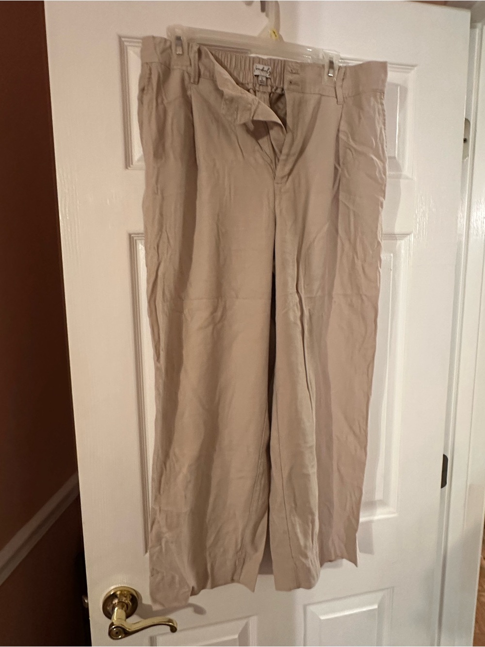 Wonderly Women’s Beige Wide-Leg Chinos